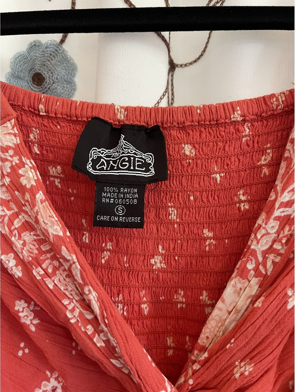 Angie | M | Coral Floral Smocked Mini Dress - Picture 4 of 8